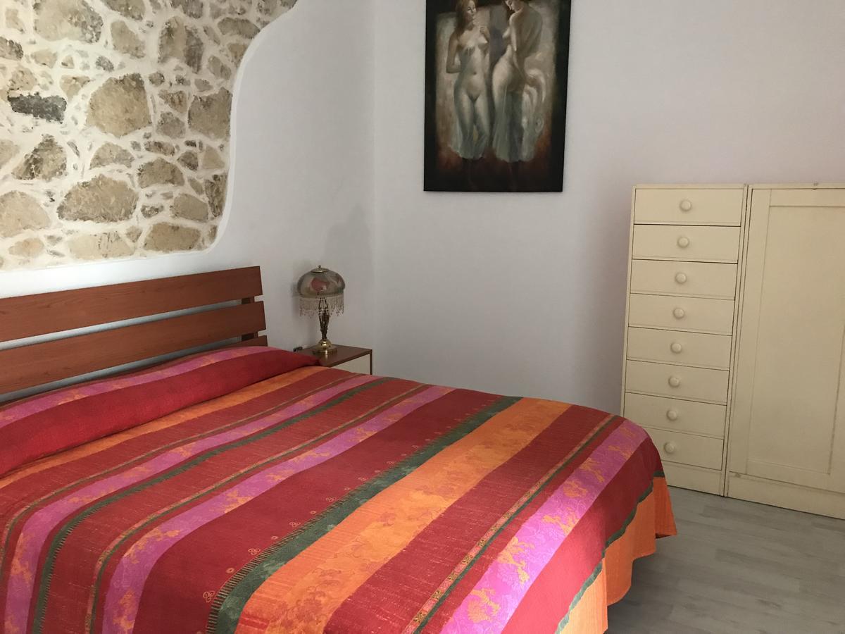 Tresnuraghes B&B Tredomus מראה חיצוני תמונה