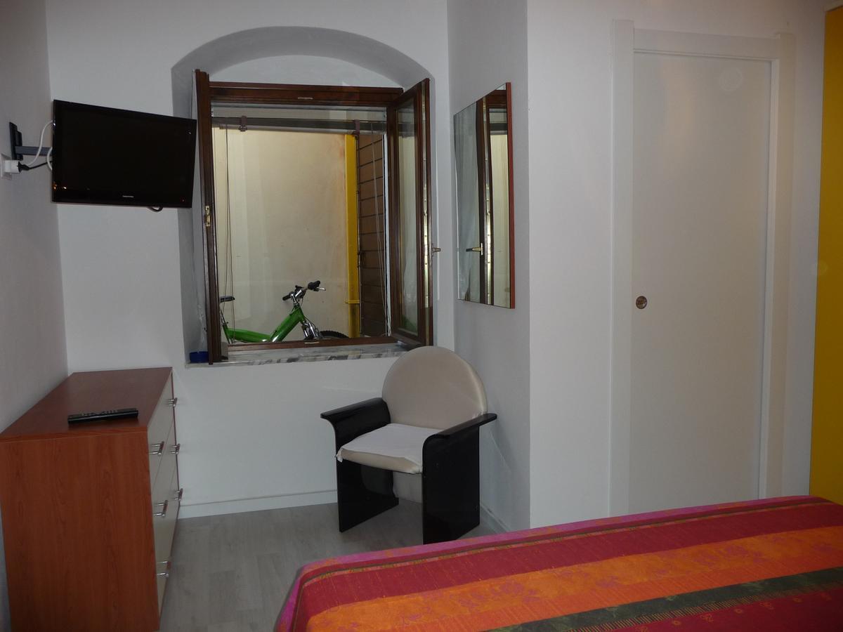 Tresnuraghes B&B Tredomus מראה חיצוני תמונה