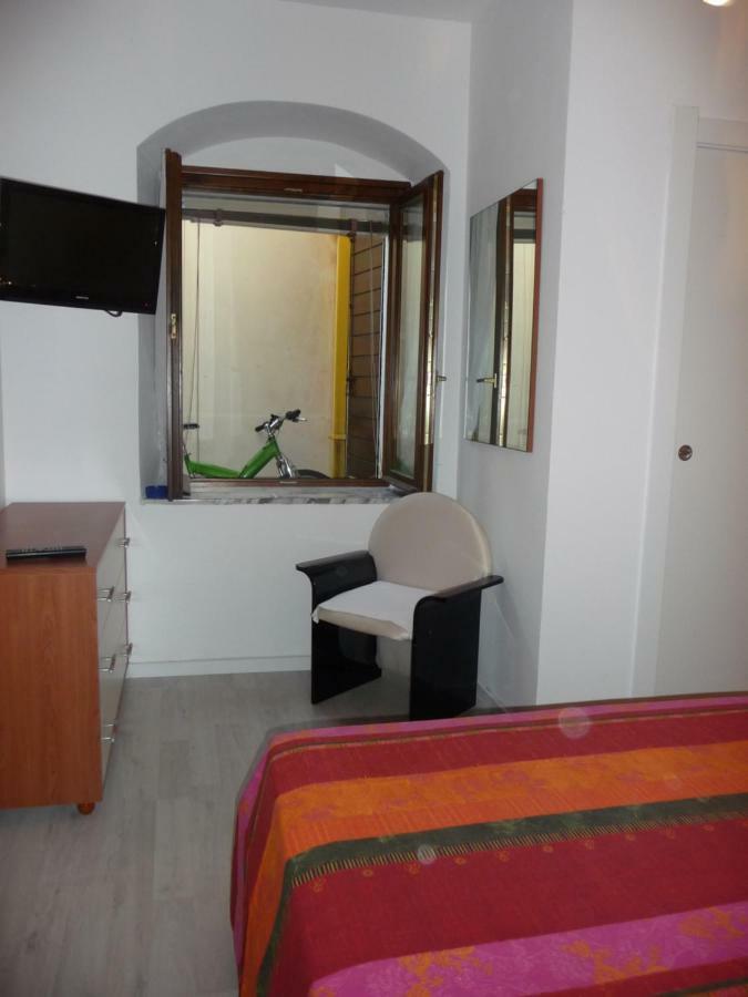 Tresnuraghes B&B Tredomus מראה חיצוני תמונה